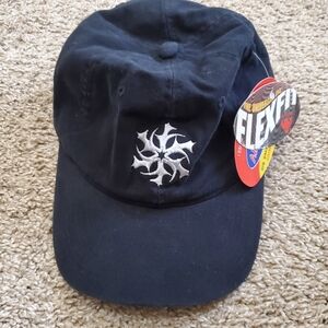 Zero Flex Fit Black White Perma Curv Hat Mens Hat Casual NWT Rock Punk Grunge